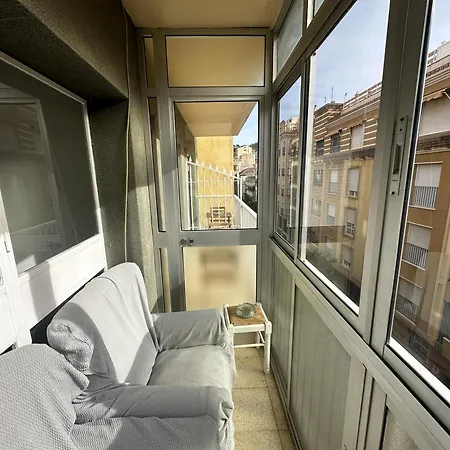 Individual Con Terraza Homestay szállás