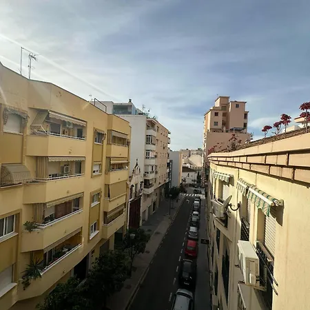 Individual Con Terraza 홈스테이 말라가